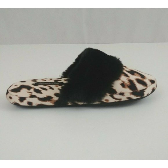 Victoria Secret Champagne Leopard Slippers Size Small 8 Never Worn - Picture 4 of 10